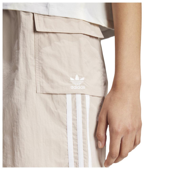 Adidas Γυναικείο σορτς Adicolor 3-Stripes Cargo Shorts